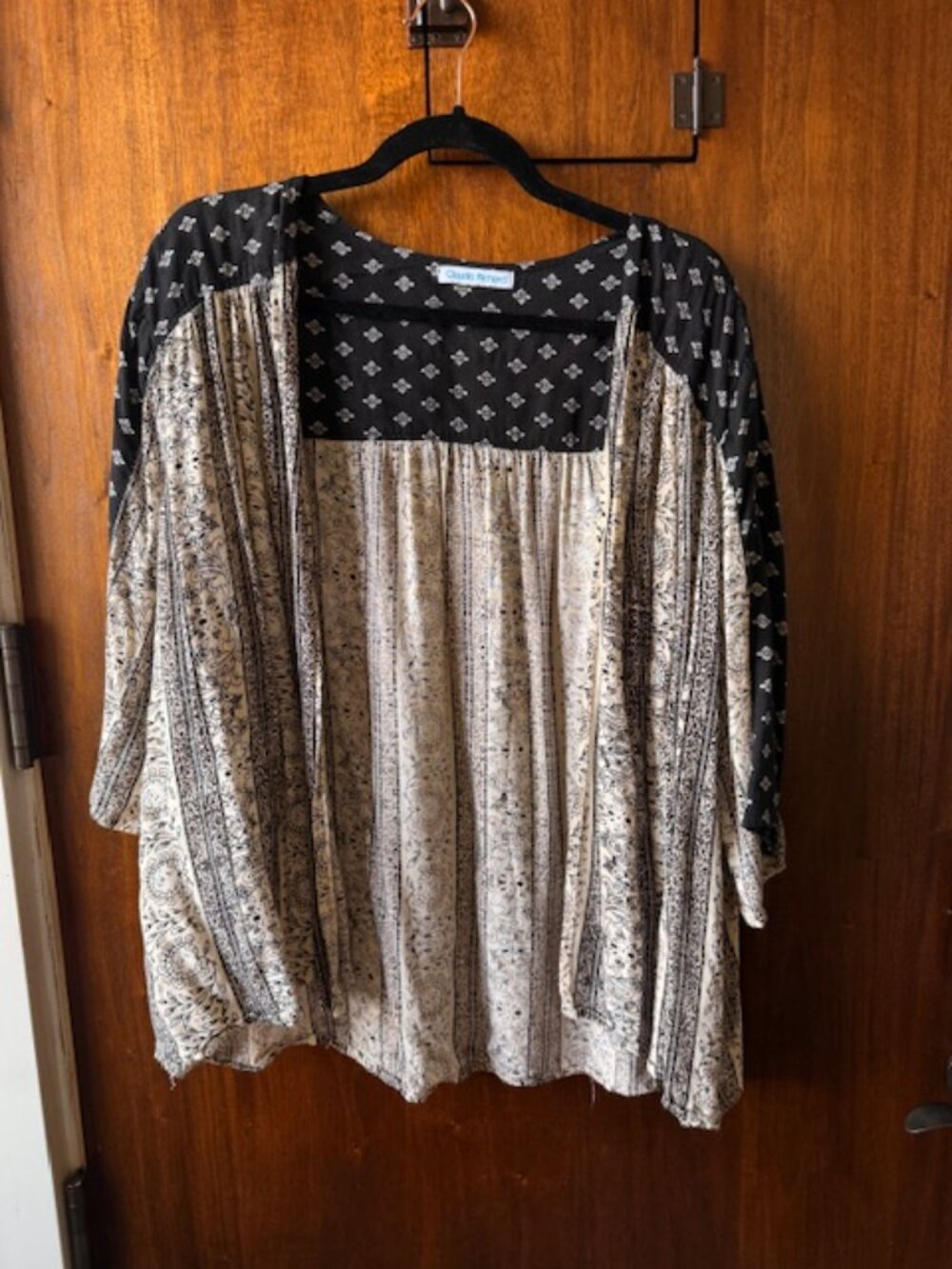 Flowy, open, light-weight top